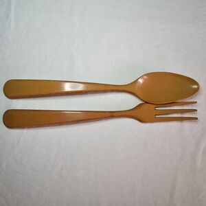 Ellingers Vintage Agatized Wood Salad Tongs Server Set Spoon & Fork Sheboyoan WS